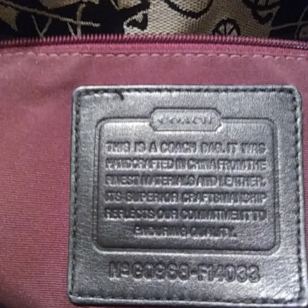 Coach purse - Picture 3 of 4